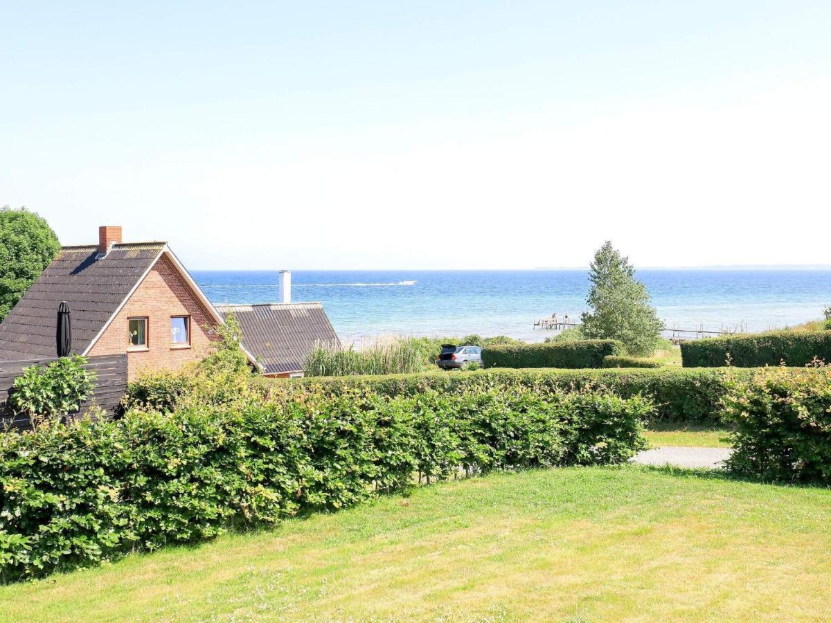 6 Person Holiday Home In Hesselager Exteriér fotografie