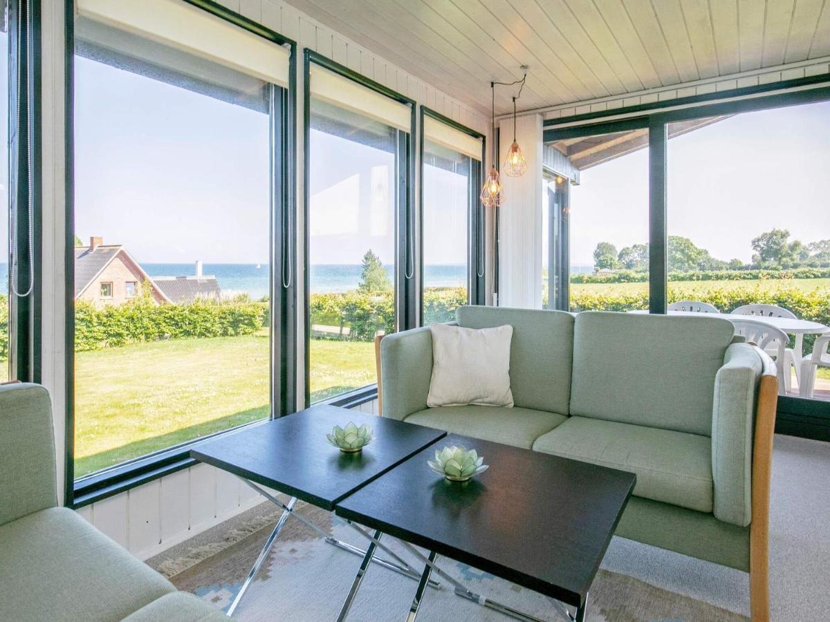 6 Person Holiday Home In Hesselager Exteriér fotografie