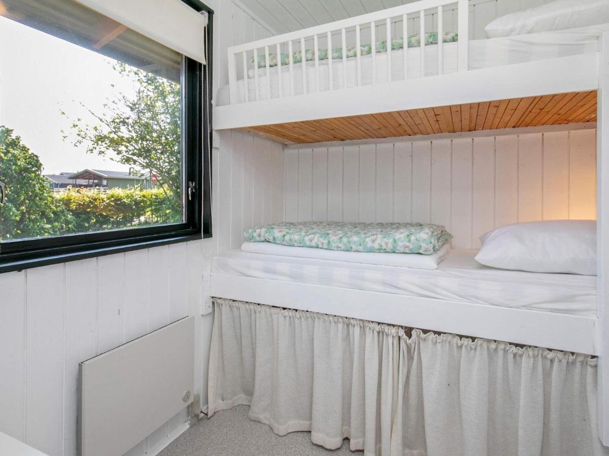6 Person Holiday Home In Hesselager Exteriér fotografie