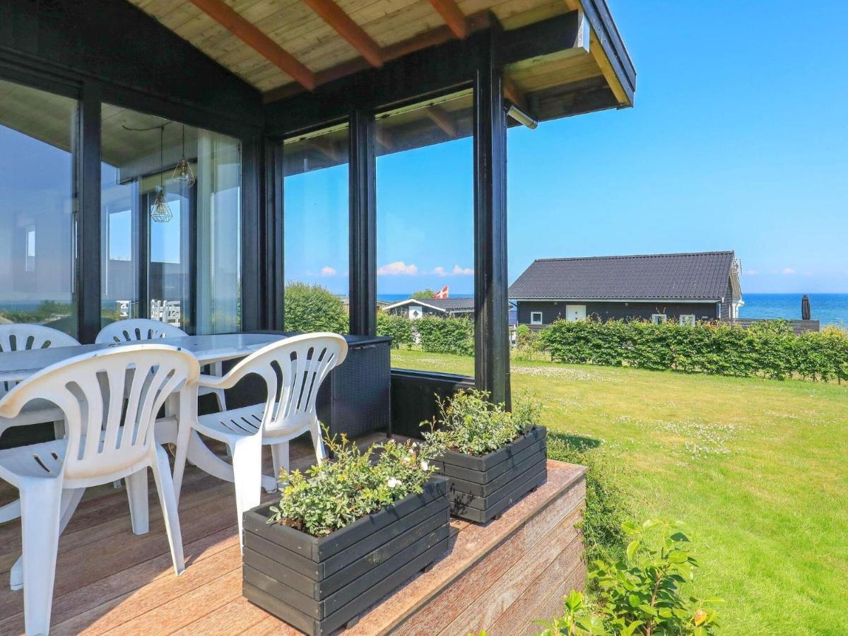 6 Person Holiday Home In Hesselager Exteriér fotografie