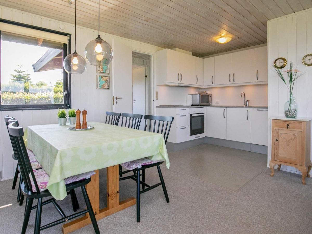6 Person Holiday Home In Hesselager Exteriér fotografie